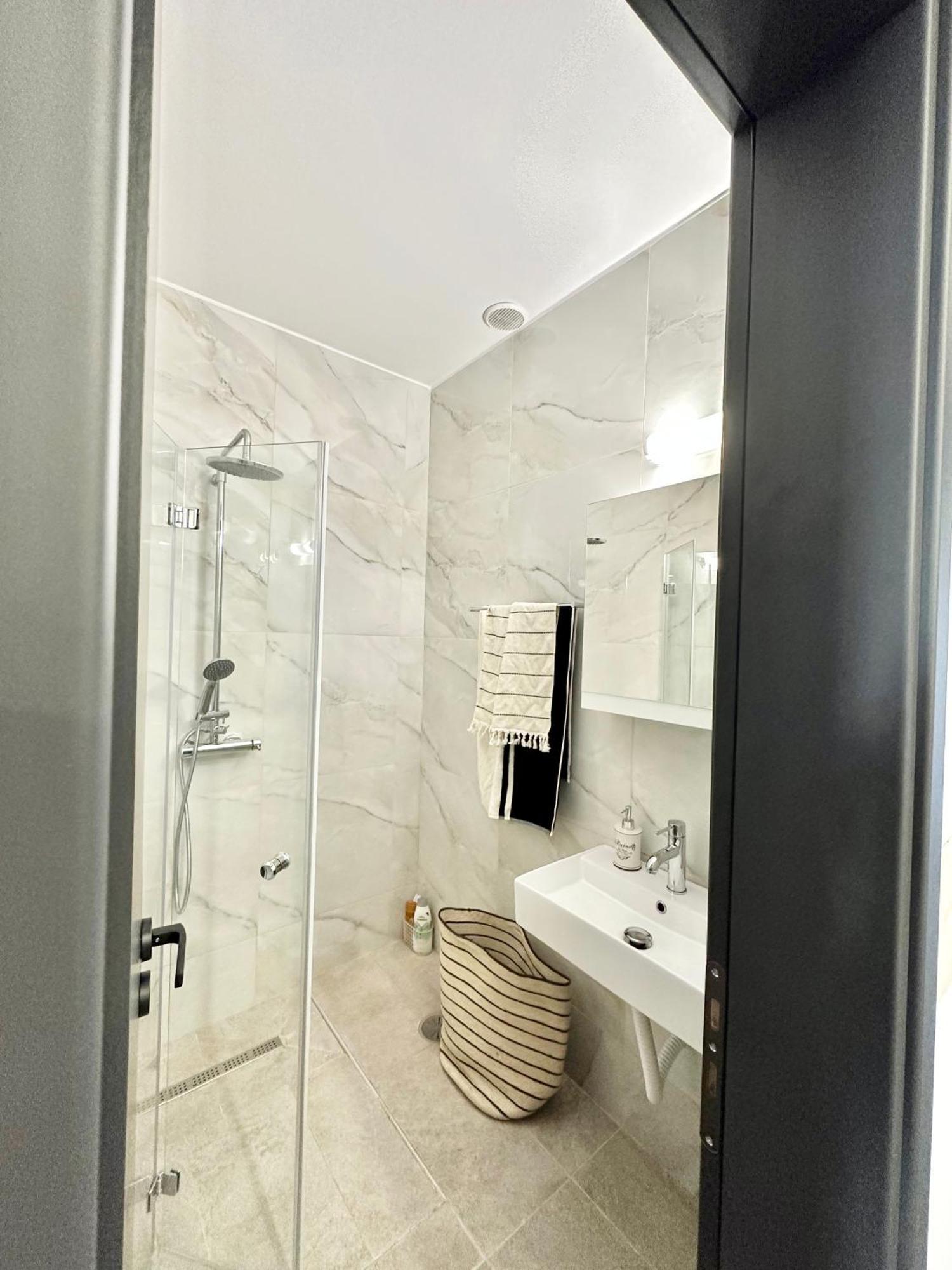 Exquisite 4-Bedroom Prestige Apartment Rhodes City Extérieur photo